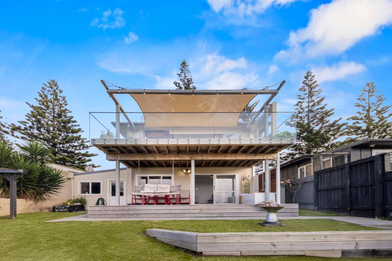 Taranaki Beach House - Great Sea Views Villa Waitara ภายนอก รูปภาพ